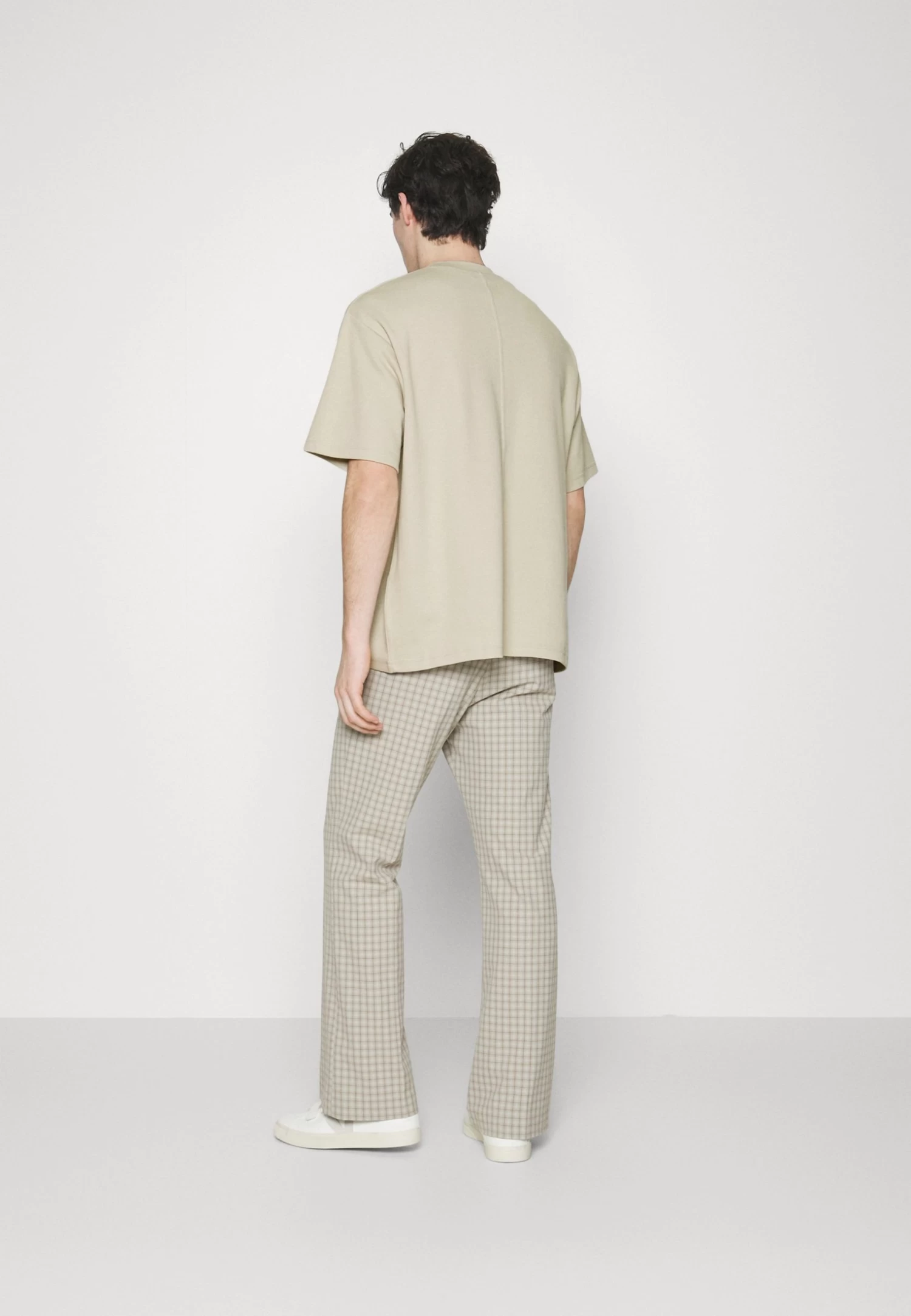 Pier One Basic T-Shirt - Beige 5 Pier One Basic T-Shirt - Beige - Image 3