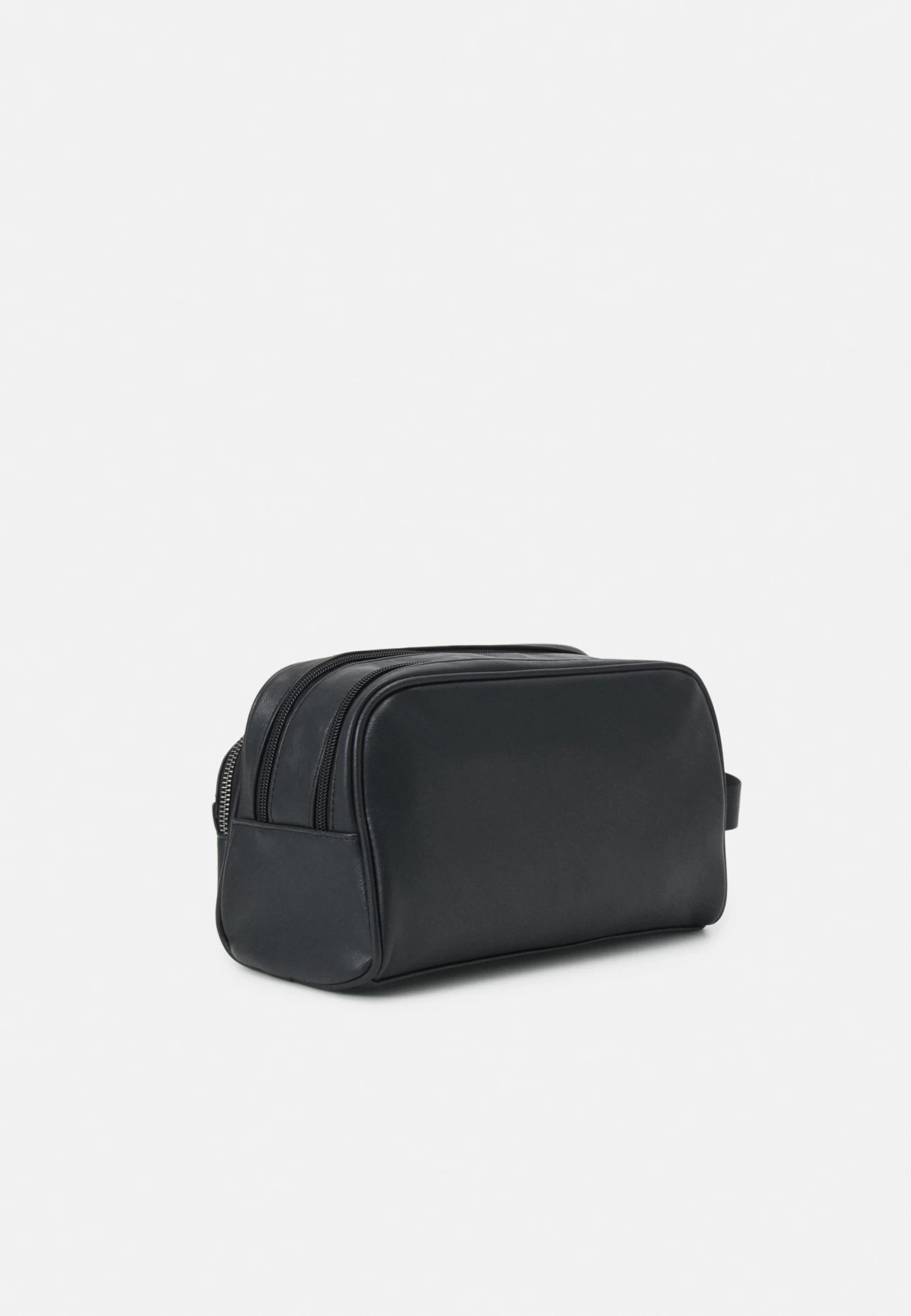 Pier One Wash Bag - Black 4 Pier One Wash Bag - Black - Image 2
